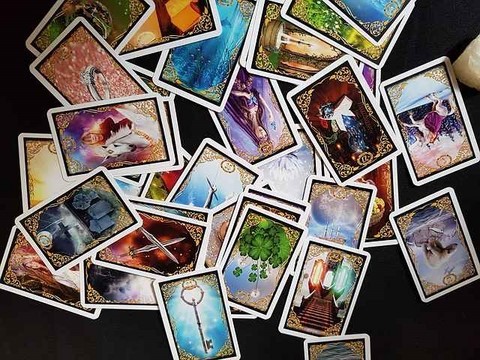 Cartes divinatoires pour lire l'avenir